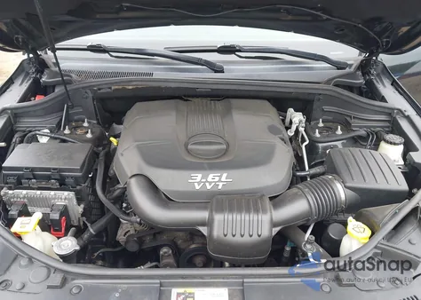 2014 Jeep Grand Cherokee Laredo z USA, uszkodzony, nr VIN 1C4RJFAG1EC132953